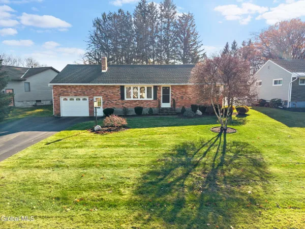 $365,000 | 23 Continental Road, Rotterdam, NY 12306