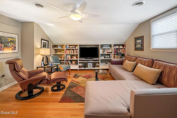 $365,000 | 23 Continental Road, Rotterdam, NY 12306