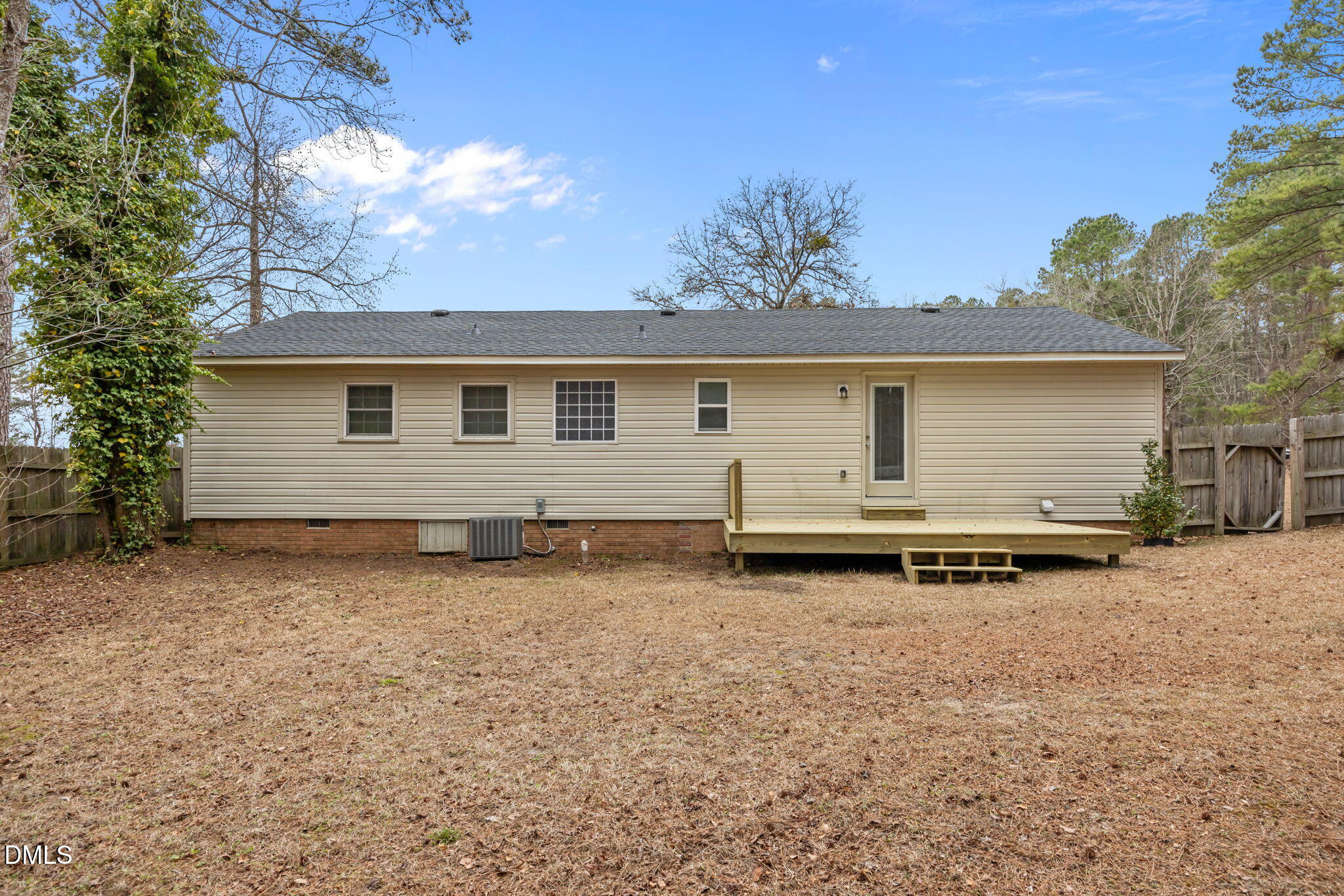 226 Lakeview Drive Spring Lake, NC 28390 - Photo 34 of 44 Picture (34)