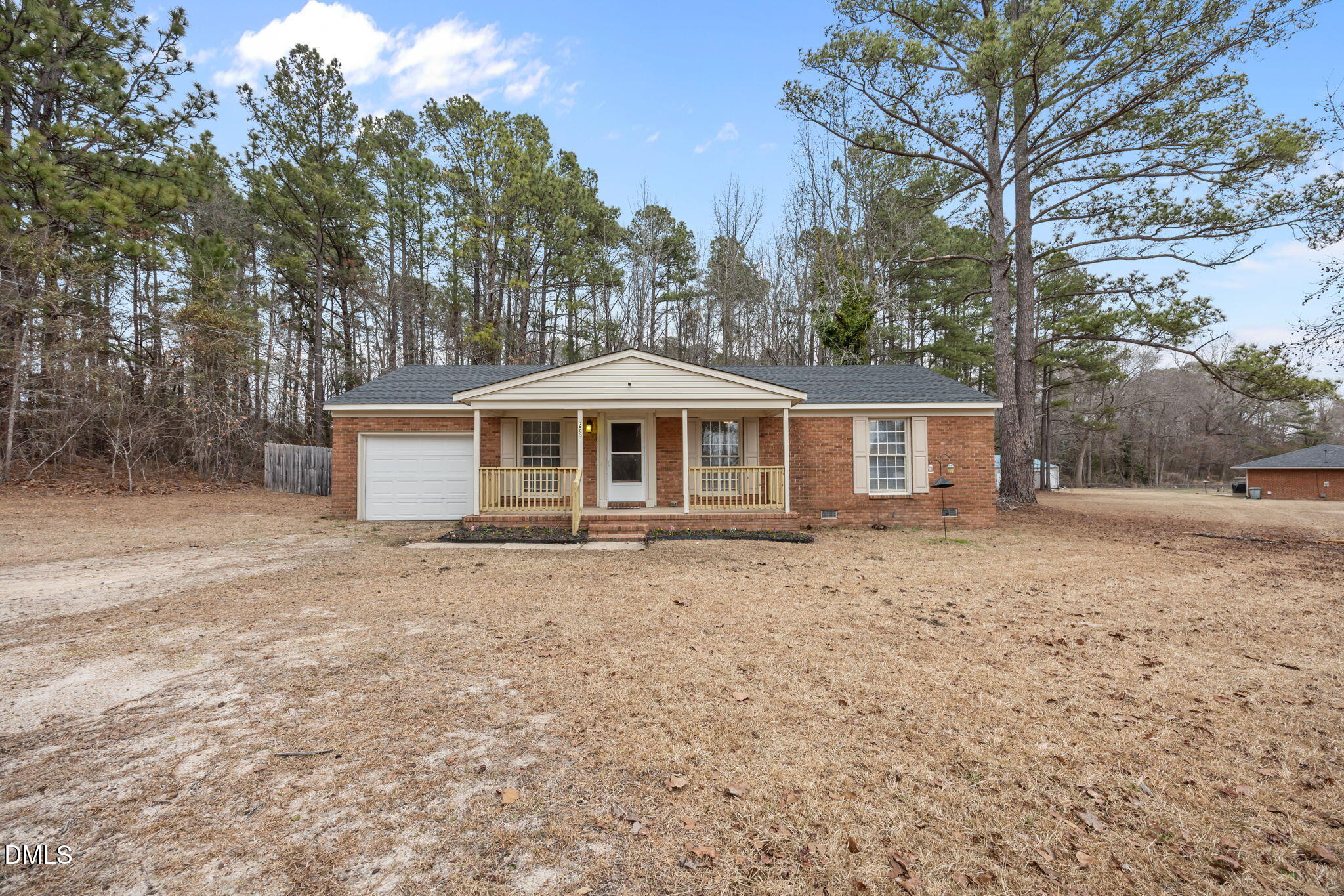 226 Lakeview Drive Spring Lake, NC 28390 - Photo 3 of 44 Picture (3)