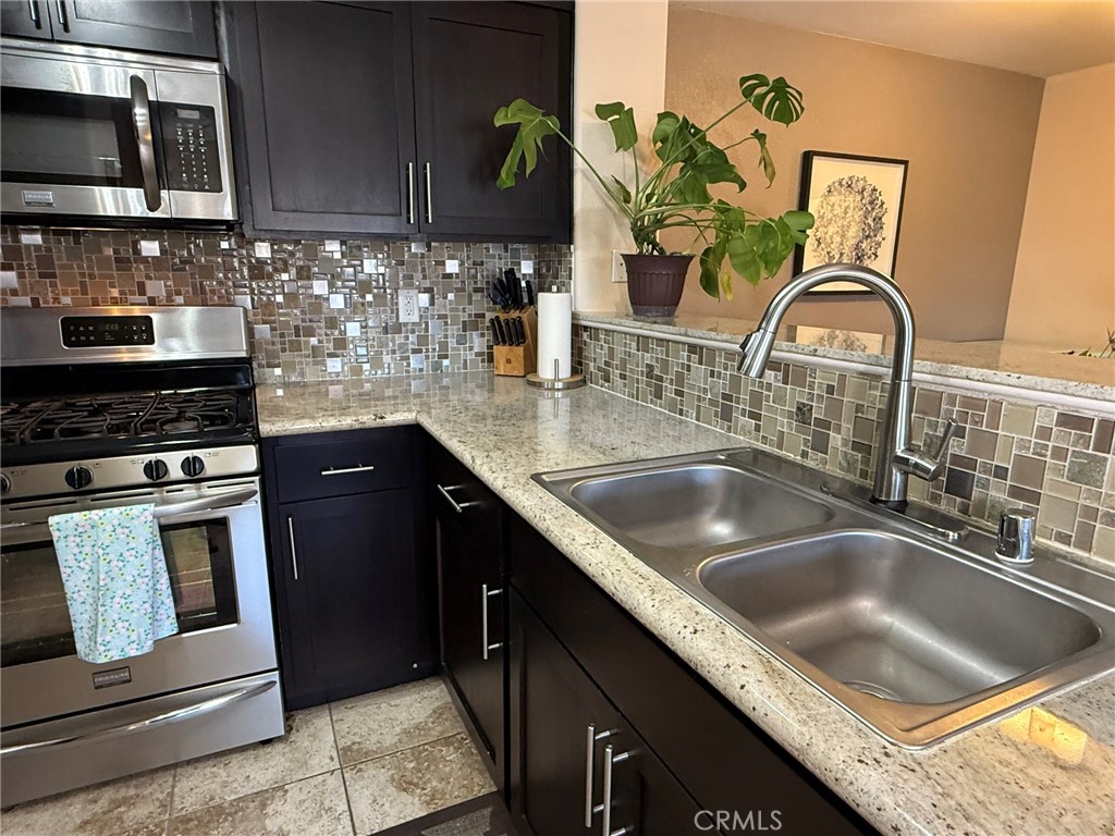 44780 Adam Temecula, CA 92592 - Photo 8 of 42