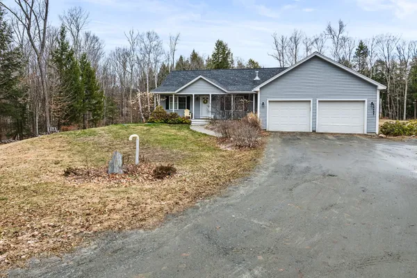 $725,000 | 69 Rawson Ridge, Grantham, NH 03753