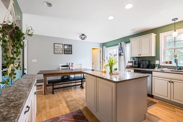 $725,000 | 69 Rawson Ridge, Grantham, NH 03753