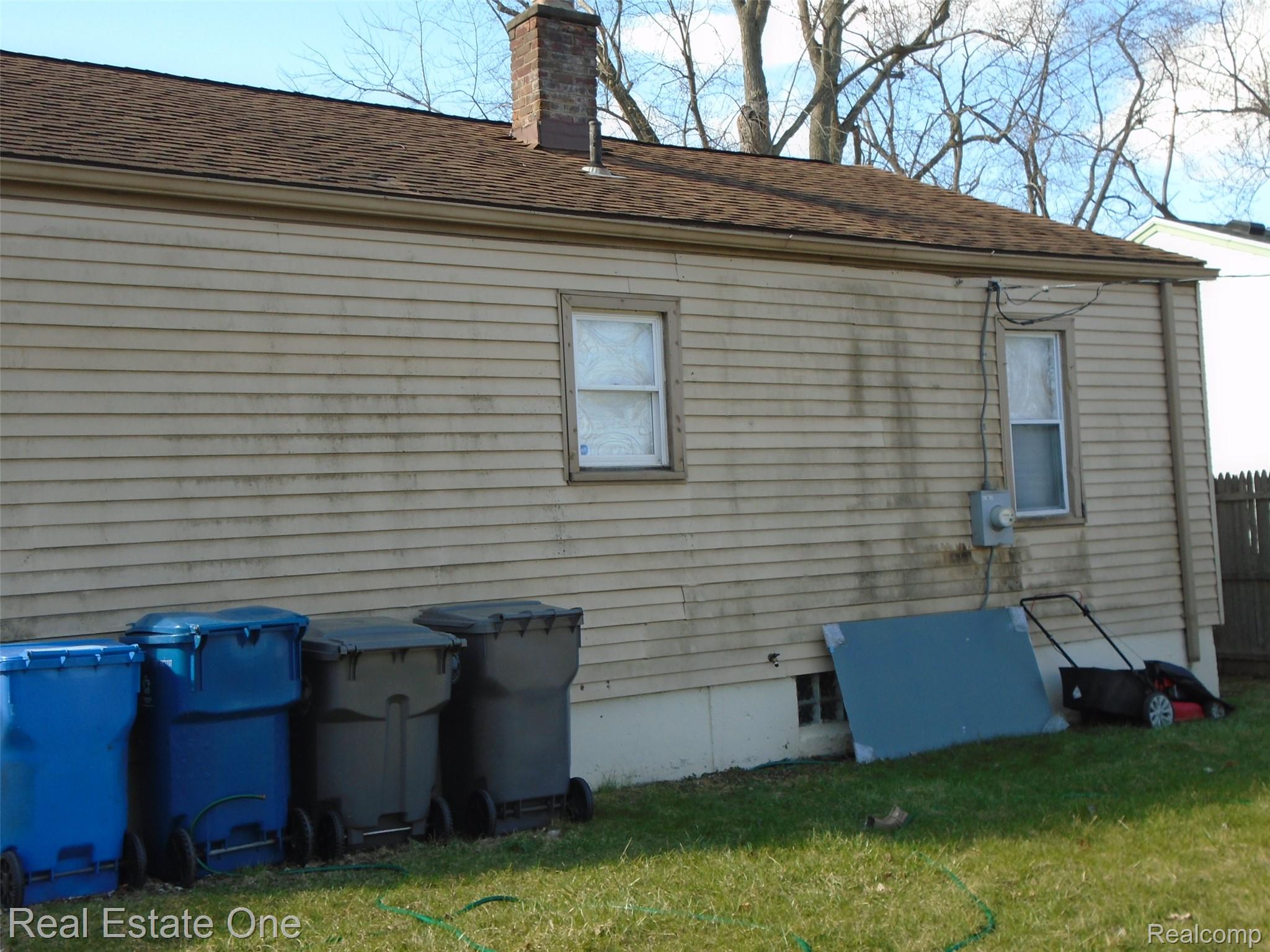 27064 Notre Dame Street Inkster, MI 48141 - Photo 20 of 20 DSC08882.JPG