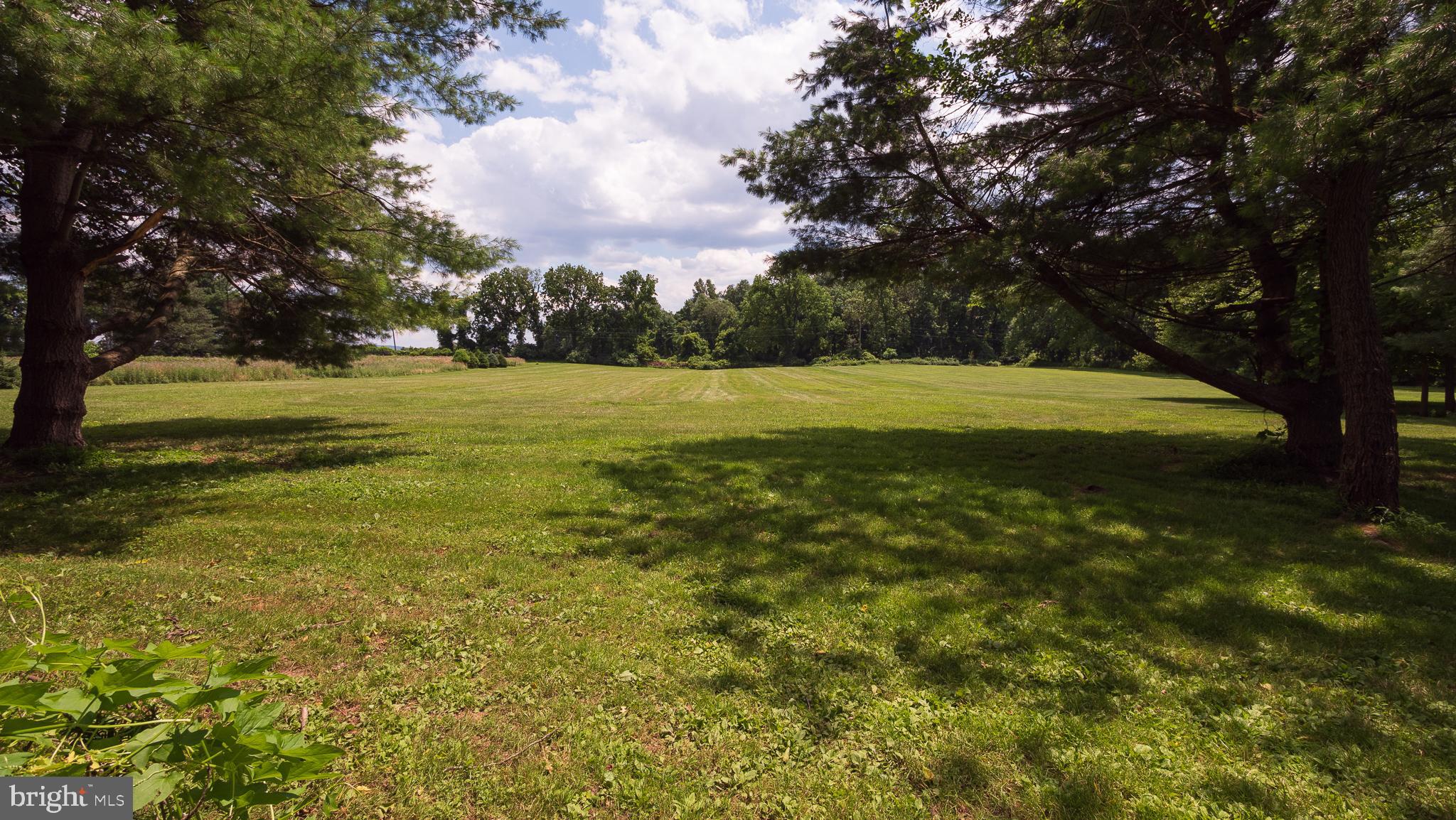 4239 Hecktown Road Bethlehem, PA 18020 - Photo 29 of 29 Gallery Image 29