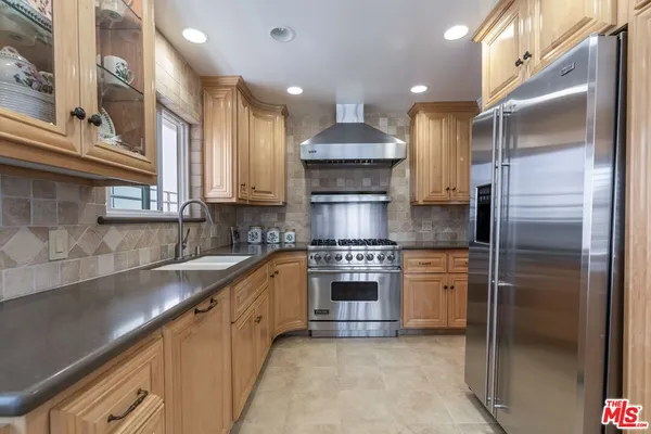 $2,650,000 | 547 South Street, Glendale, CA 91202