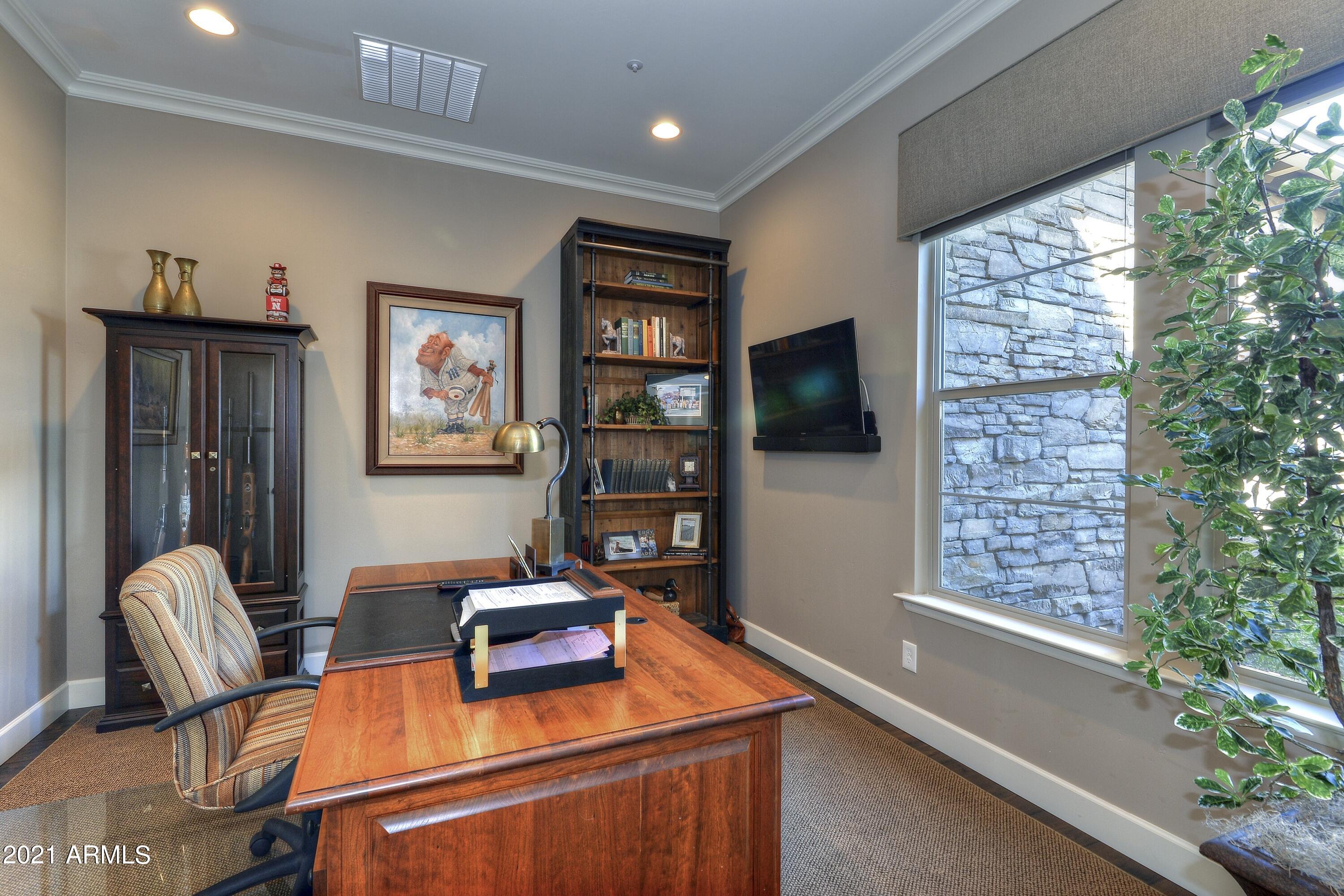 17617 East Fort Verde Road Rio Verde, AZ 85263 - Photo 5 of 28 Private study/office