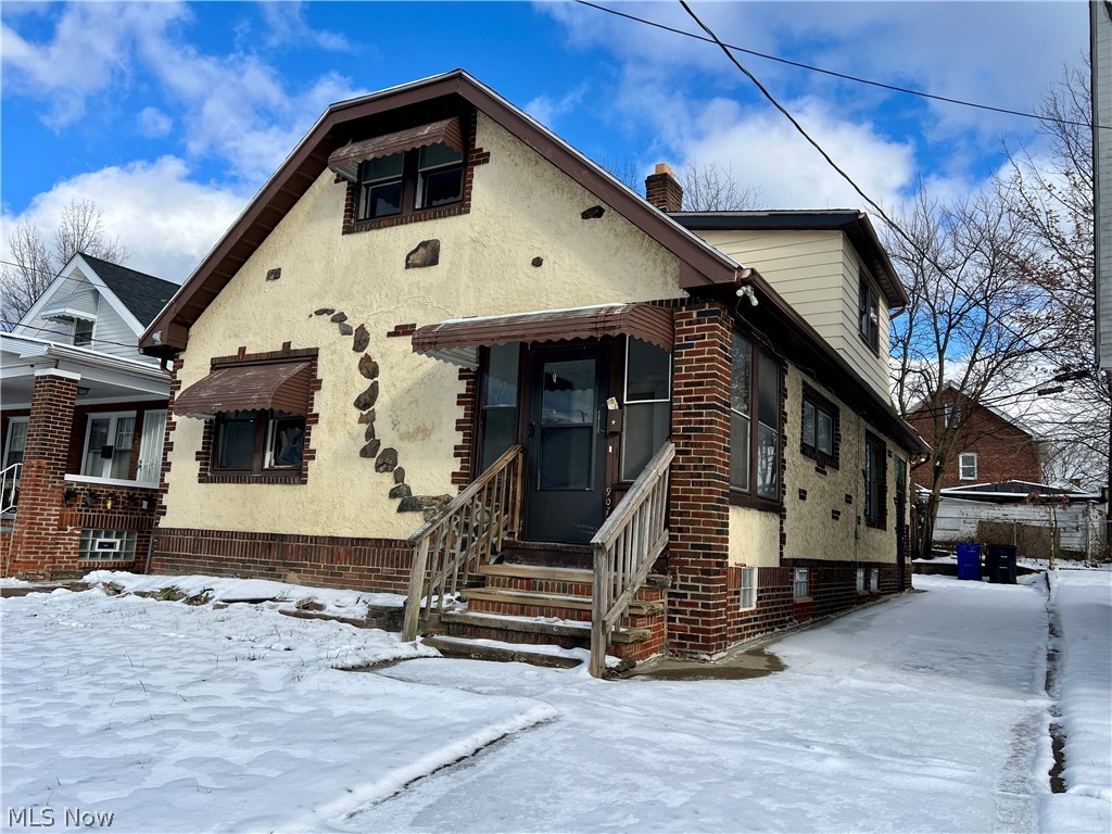 907 Rondel Road Cleveland, OH 44110 - Photo 1 of 36