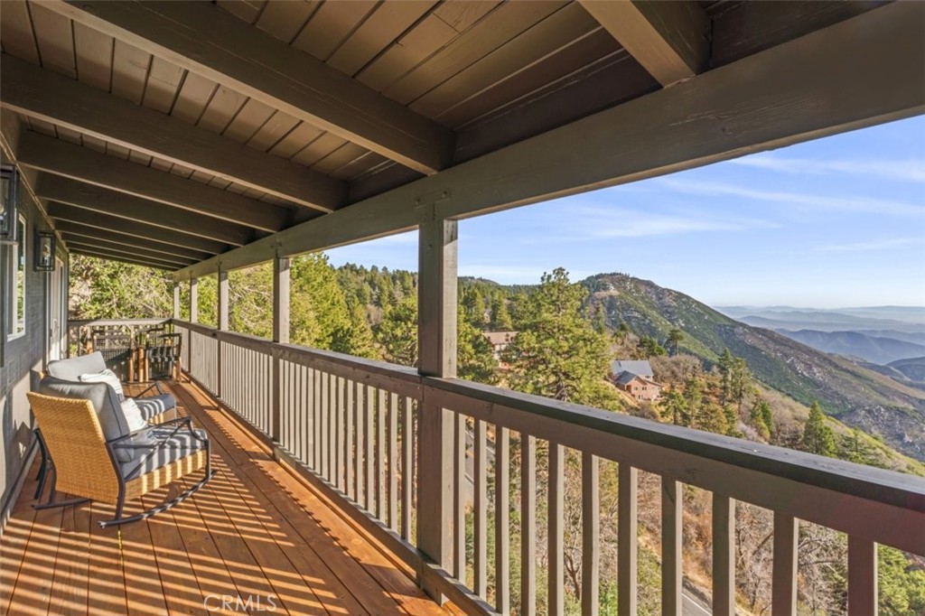 31537 Old City Creek Road Running Springs, CA 92382 - Photo 16 of 60