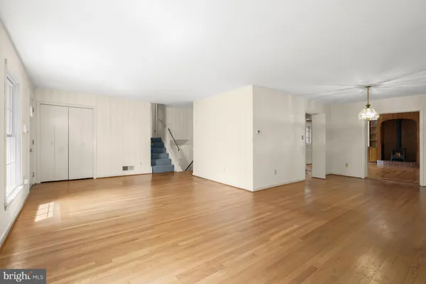 $1,100,000 | 9720 Byeforde Road, Kensington, MD 20895