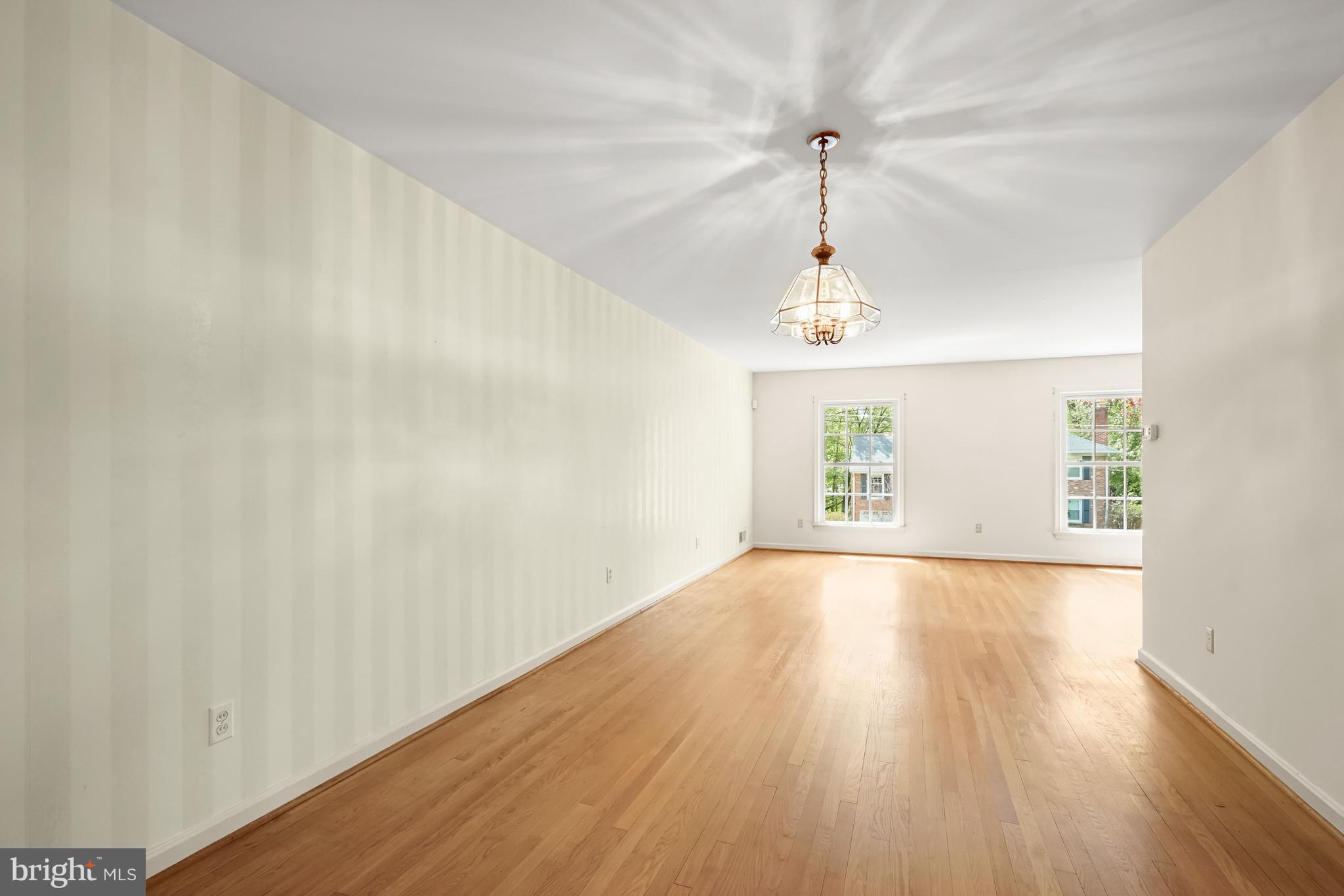 9720 Byeforde Road Kensington, MD 20895 - Photo 4 of 21 Dining Room
