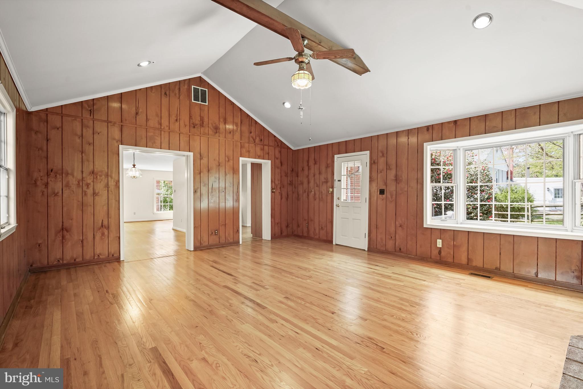 9720 Byeforde Road Kensington, MD 20895 - Photo 7 of 21 Family Room with access to Kitchen