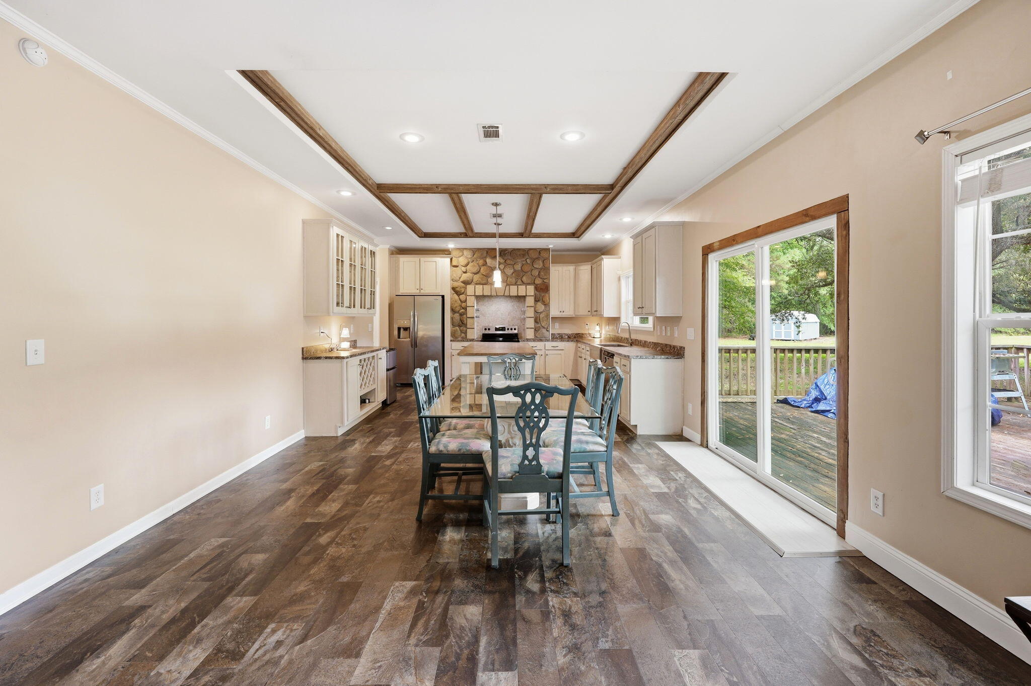 10806 Bell's Highway Ruffin, SC 29475 - Photo 6 of 48