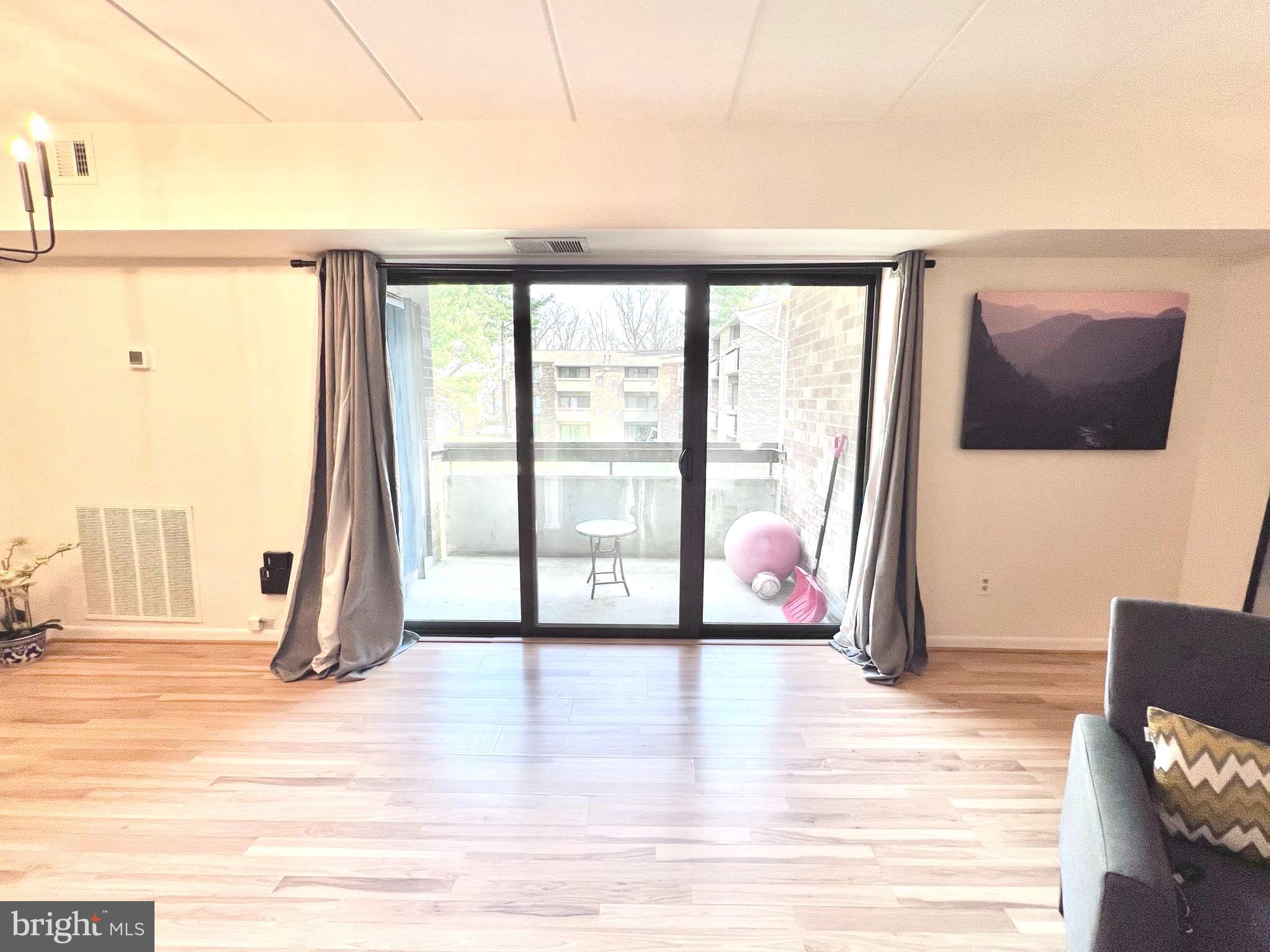 2318 Freetown Court, Unit 12C Reston, VA 20191 - Photo 5 of 29