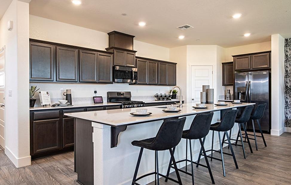 2355 Vaca Way, Unit 53 Merced, CA 95340 - Photo 2 of 11 Gallery Image 2