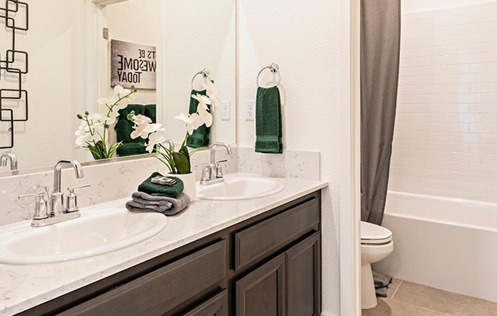 2355 Vaca Way, Unit 53 Merced, CA 95340 - Photo 9 of 11 Gallery Image 9