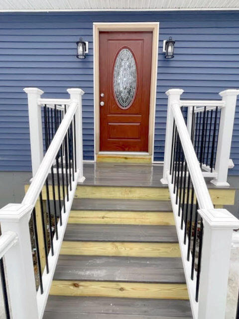 20 Philbrick Road Sidney, ME 04330 - Photo 3 of 35 Front entry