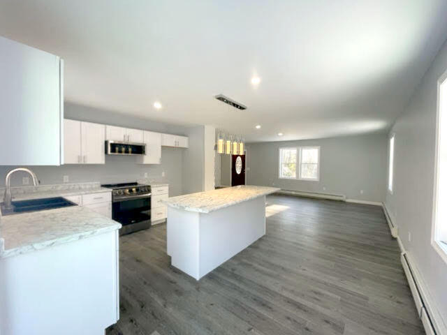 20 Philbrick Road Sidney, ME 04330 - Photo 5 of 35 Spacious kitchen