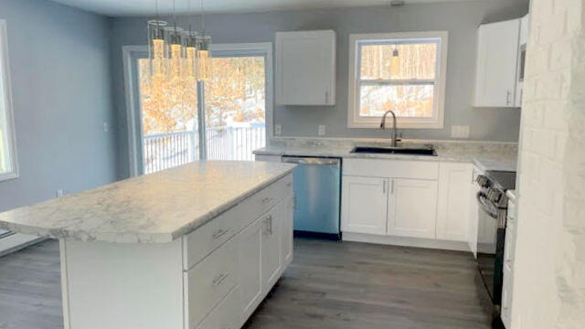 20 Philbrick Road Sidney, ME 04330 - Photo 8 of 35 Center Island