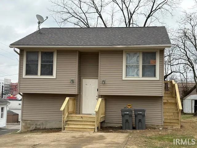 $3,900 | 1326 North Woodburn Avenue, Bloomington, IN 47404