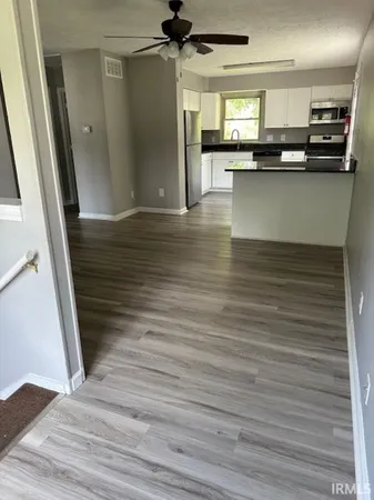 $3,500 | 1326 North Woodburn Avenue, Bloomington, IN 47404