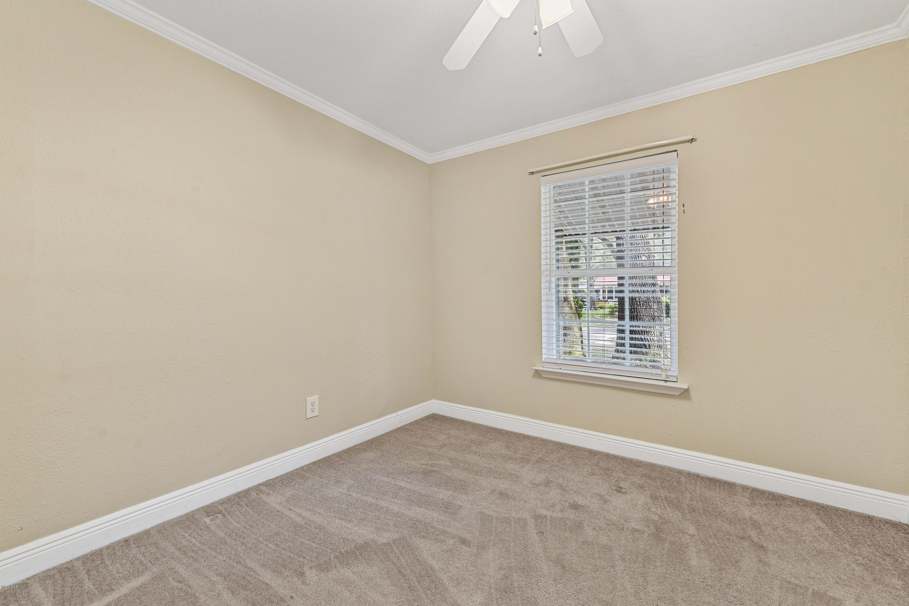 8473 Mary Road Biloxi, MS 39532 - Photo 15 of 24 015