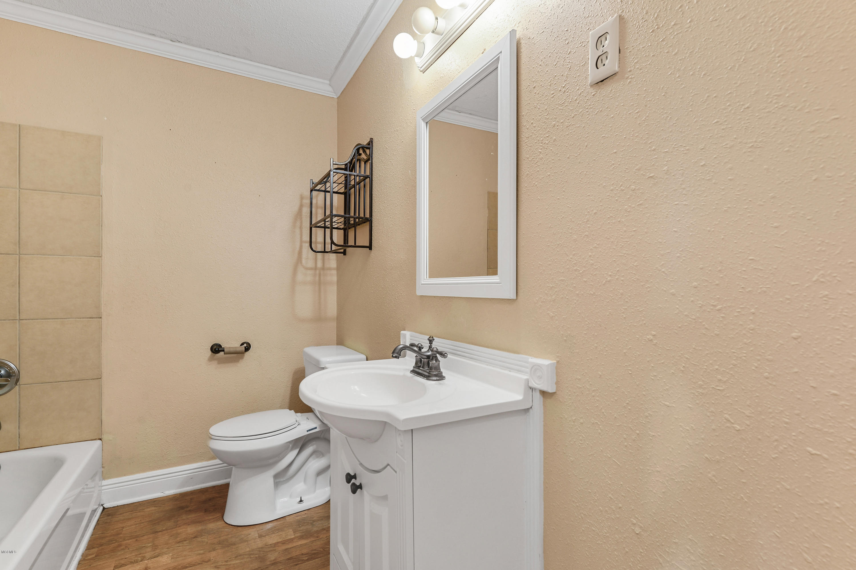 8473 Mary Road Biloxi, MS 39532 - Photo 17 of 24 021