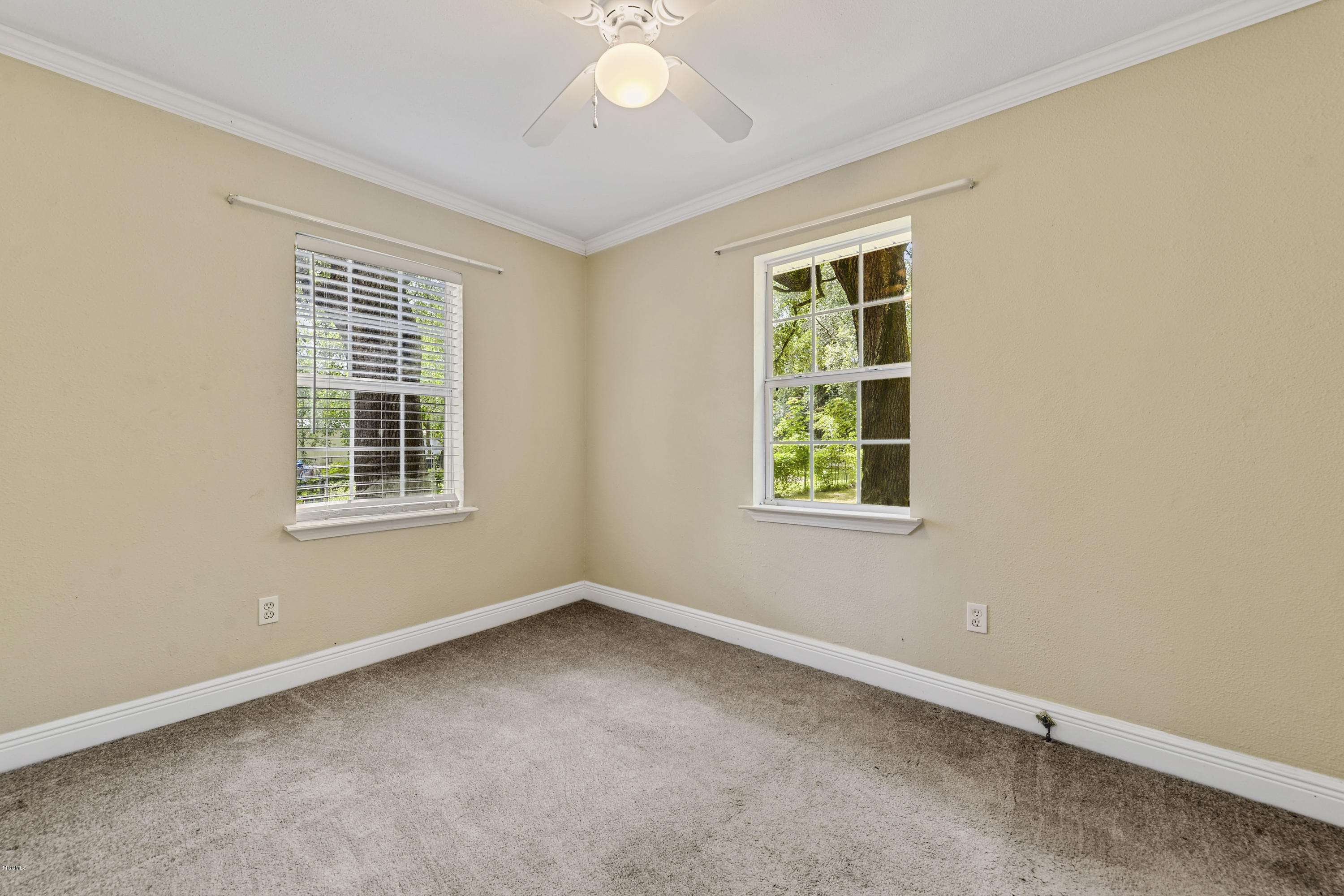 8473 Mary Road Biloxi, MS 39532 - Photo 20 of 24 019