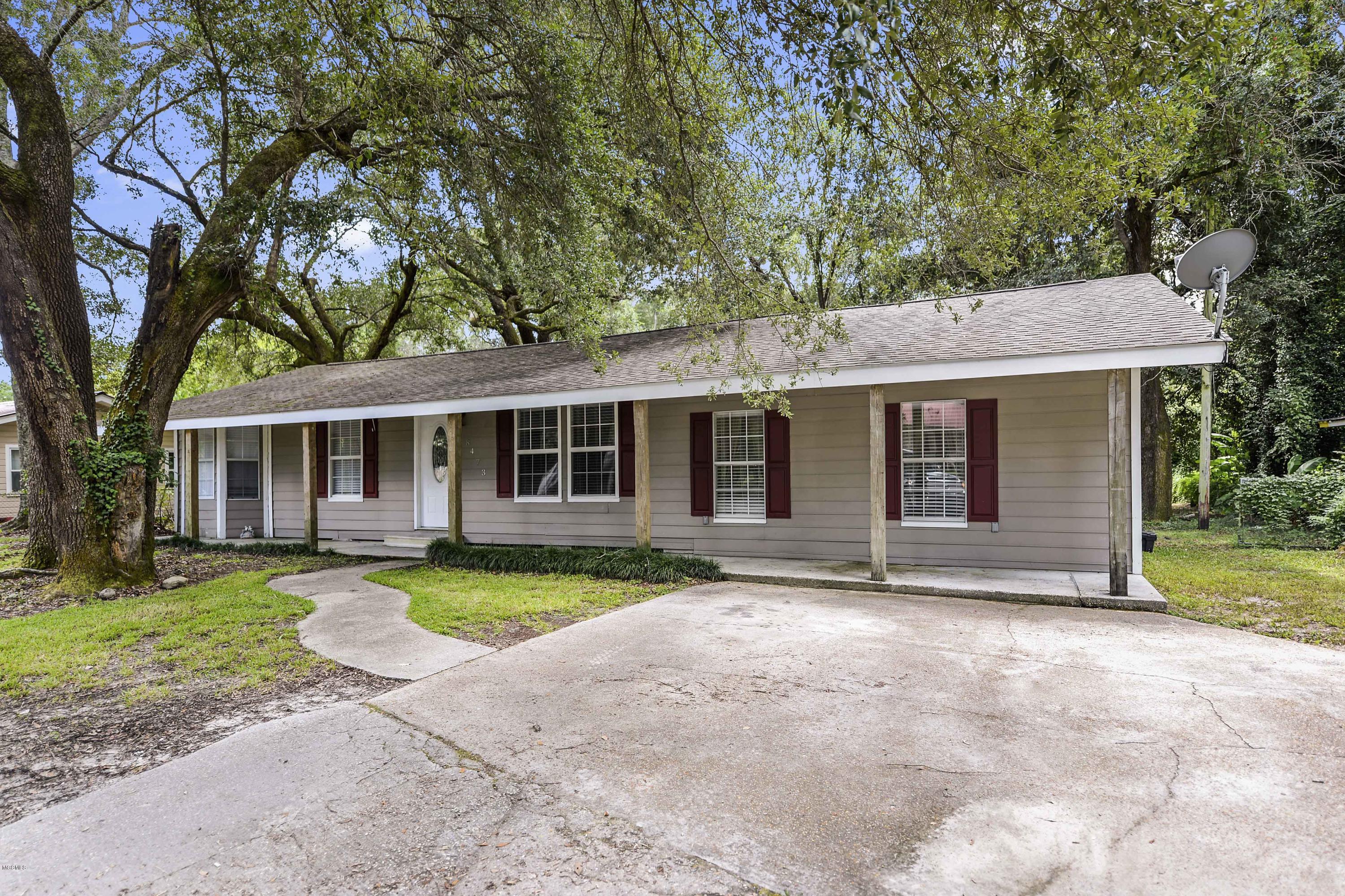 8473 Mary Road Biloxi, MS 39532 - Photo 2 of 24 002