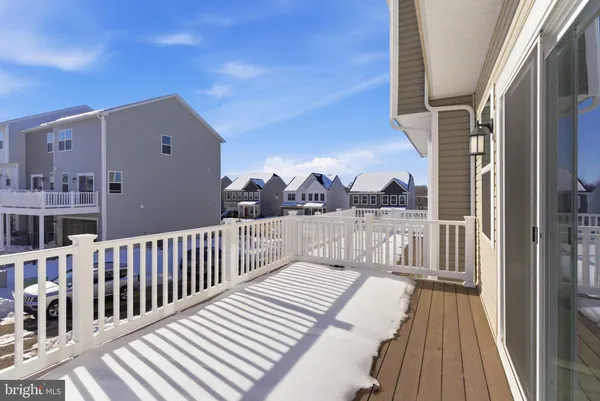 $1,950 | 406 18th Avenue, Ranson, WV 25438