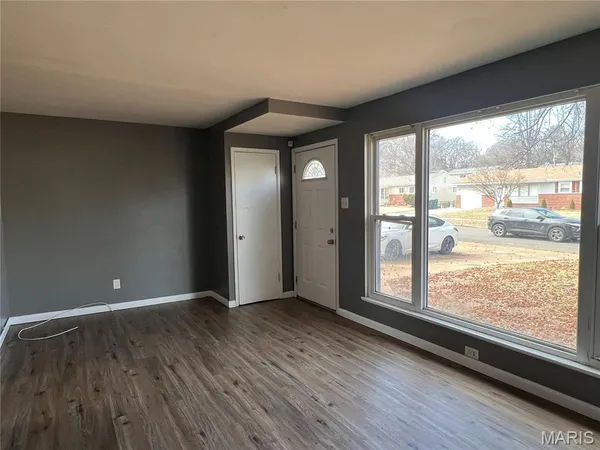 $125,000 | 190 Lynn Meadows Lane, Florissant, MO 63033