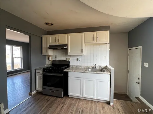 $125,000 | 190 Lynn Meadows Lane, Florissant, MO 63033
