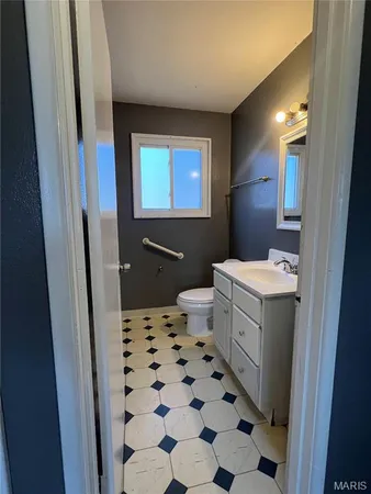 $125,000 | 190 Lynn Meadows Lane, Florissant, MO 63033