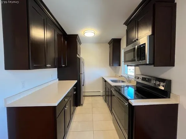 $2,950 | 100 Manhasset Avenue, Unit B2, Port Washington, NY 11050