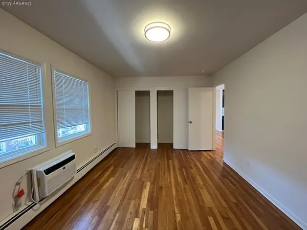 $2,950 | 100 Manhasset Avenue, Unit B2, Port Washington, NY 11050