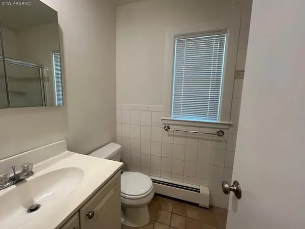 $2,950 | 100 Manhasset Avenue, Unit B2, Port Washington, NY 11050