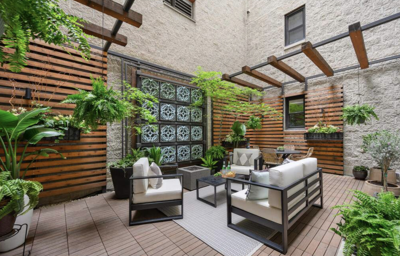 1112 North Dearborn Street, Unit 1 Chicago, IL 60610 - Photo 16 of 34 a building outdoor space with patio furniture