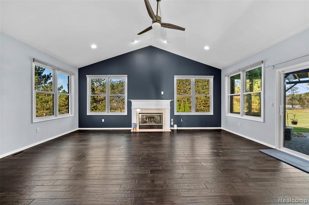 4476 Woodcliff Court Rochester, MI 48306 - Photo 23 of 74 Gallery Image 23