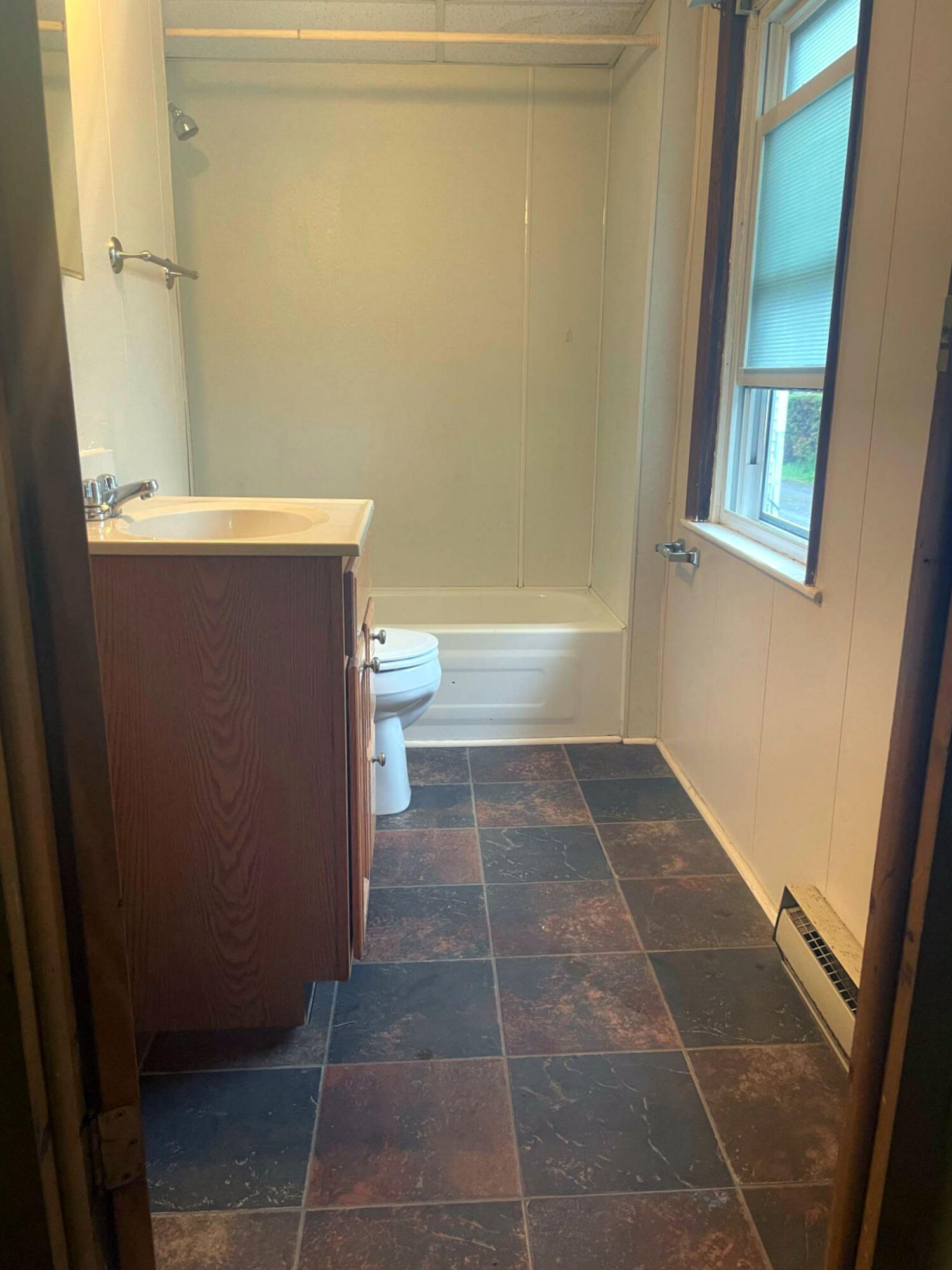 22 Pleasant Street Augusta, ME 04330 - Photo 17 of 20 Bathroom