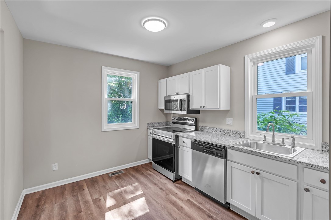 754 Main Street Dunkirk, NY 14048 - Photo 9 of 15