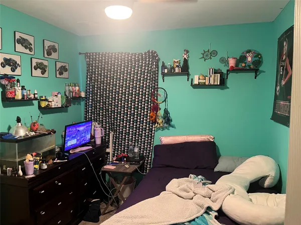 a view of walk in closet