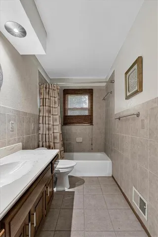 $300,000 | 7205 East 131 Street, Grandview, MO 64030