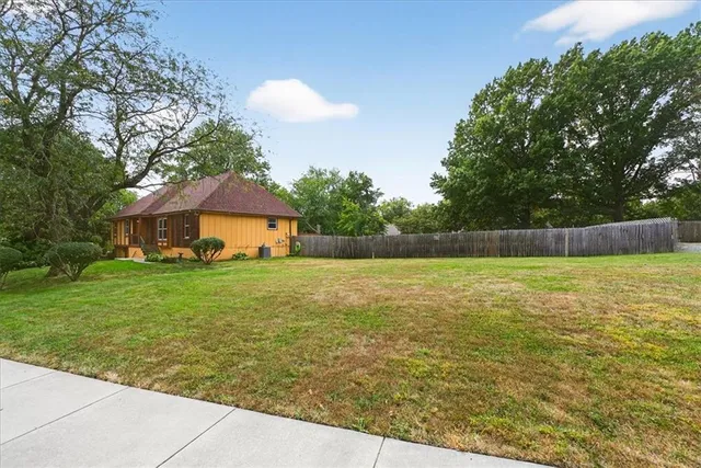 $300,000 | 7205 East 131 Street, Grandview, MO 64030