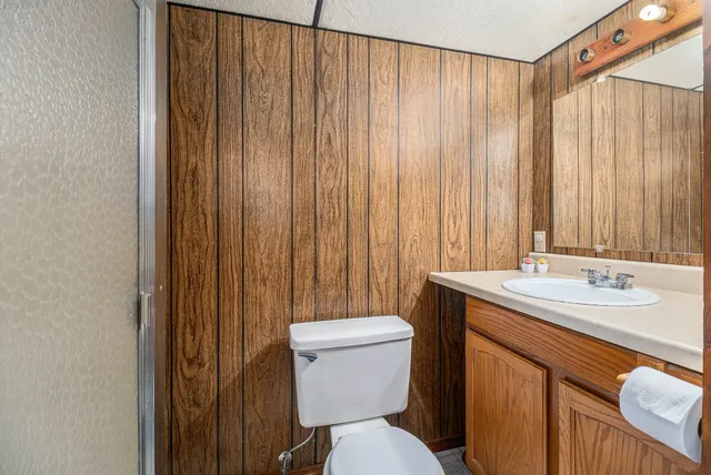 $205,000 | 9885 Hubert Avenue, Allen Park, MI 48101