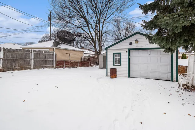 $205,000 | 9885 Hubert Avenue, Allen Park, MI 48101