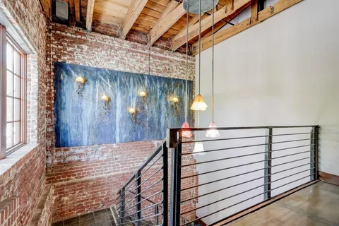 $518,000 | 1725 14th Street, Unit 206, Sacramento, CA 95811