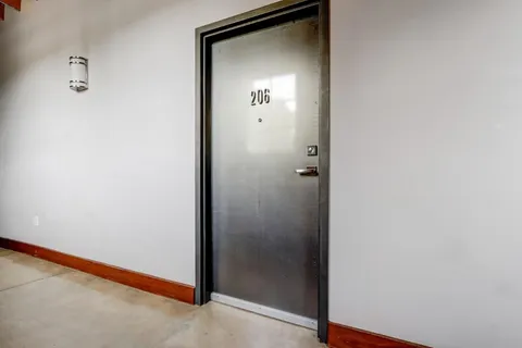 $518,000 | 1725 14th Street, Unit 206, Sacramento, CA 95811