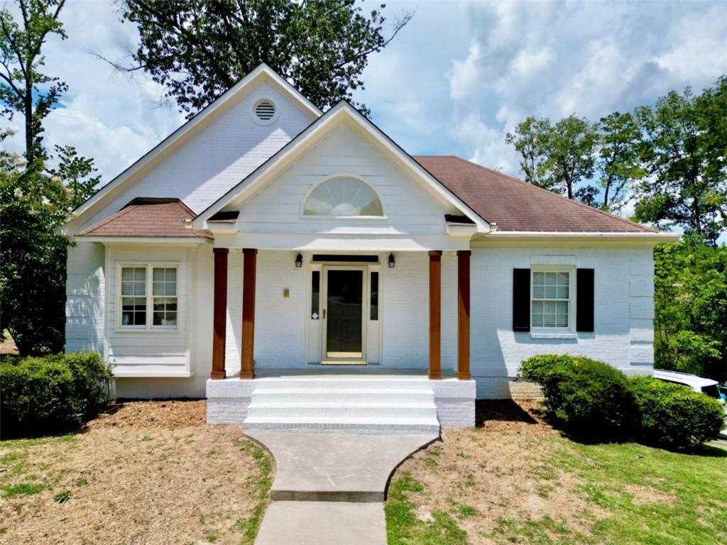 11 Stonegable Drive Northwest Rome, GA 30165 - Photo 2 of 27 a front view of a house with a yard