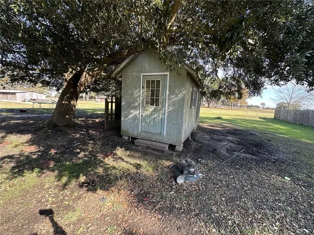 $99,900 | 5711 Par Road 912, New Iberia, LA 70560