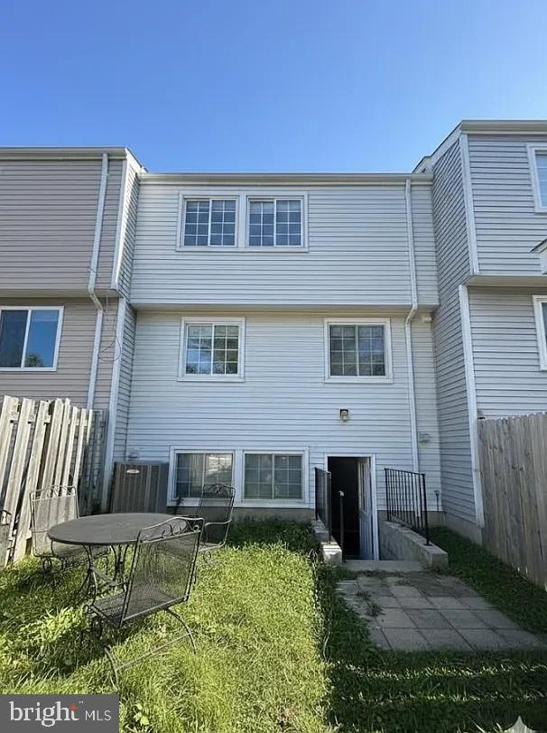 7004 Hames Court Frederick, MD 21703 - Photo 2 of 12